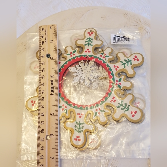 Lot of 15 Vintage Die Cast Paper  Snowflake Ornaments in original packaging - Picture 5 of 7